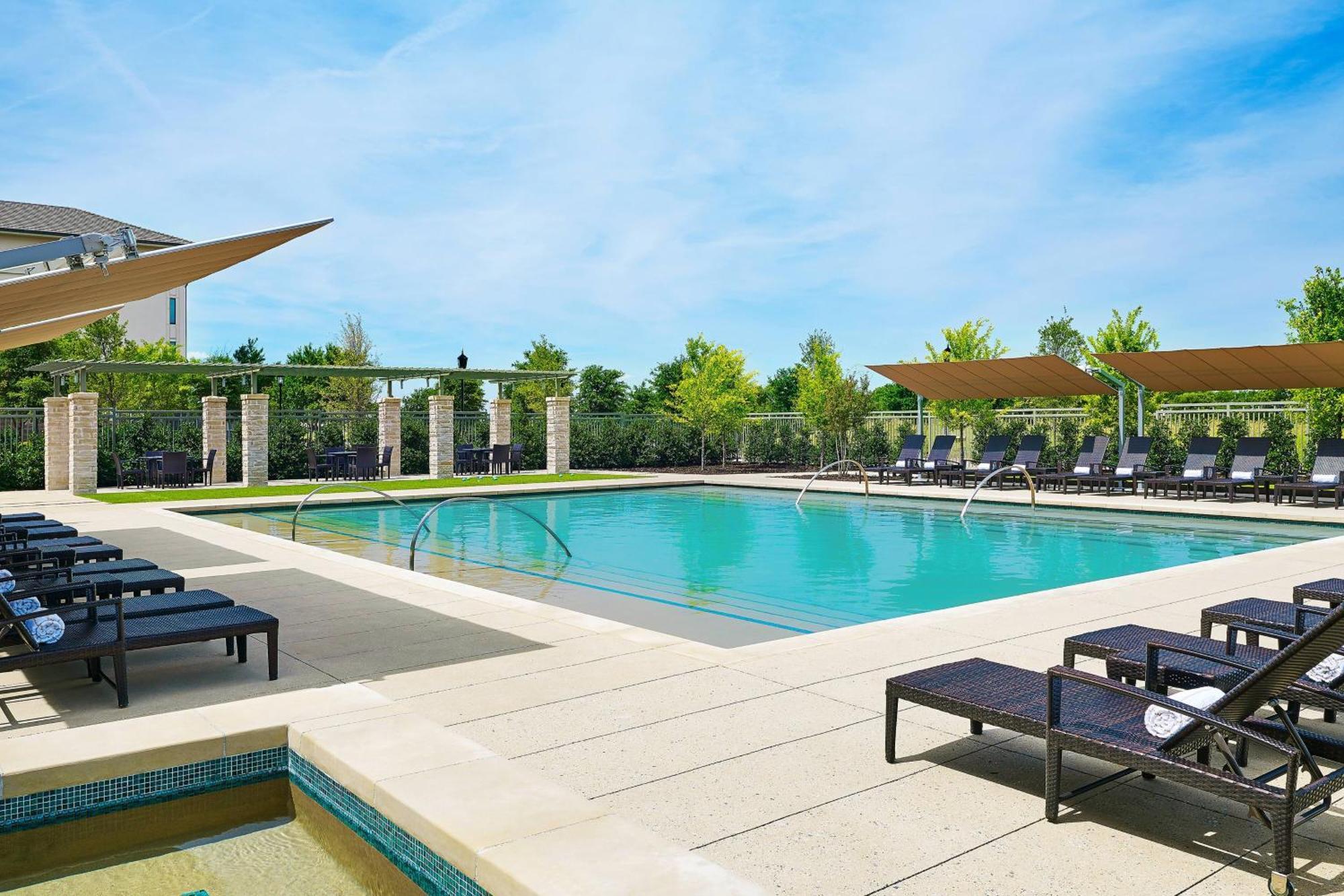 Sheraton Hotel Stonebriar The Colony Exterior foto